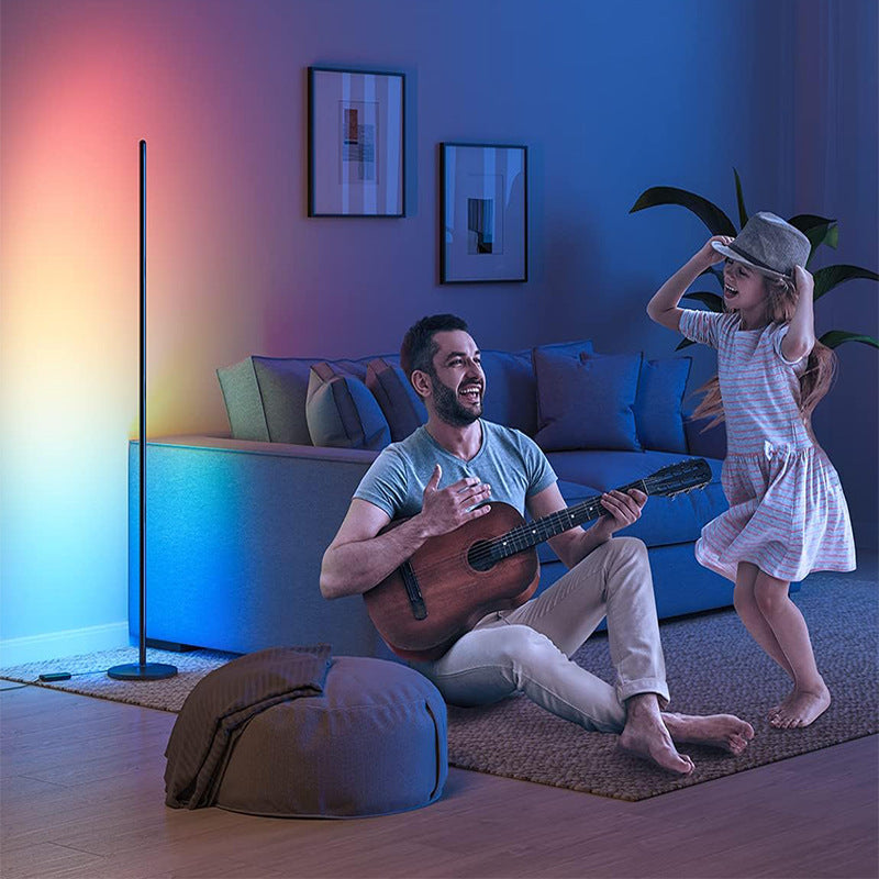 RGB Eck-Stehlampe – Smartes LED-Ambientlicht