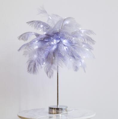 Lampe nordique à plumes – Lampe de table élégante pour une ambiance chaleureuse et luxueuse