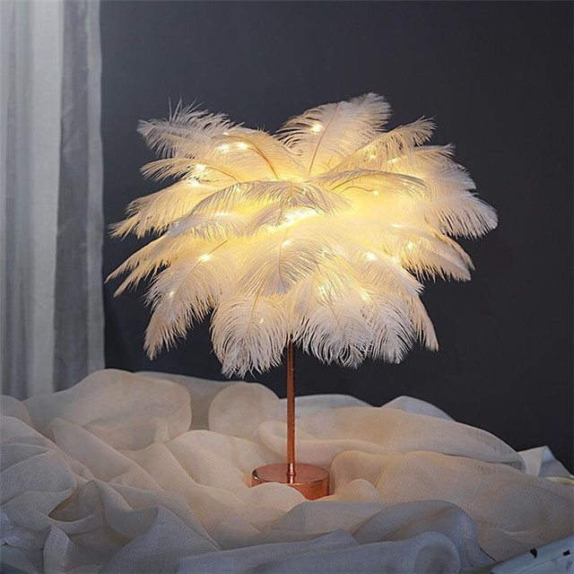 Lampe nordique à plumes – Lampe de table élégante pour une ambiance chaleureuse et luxueuse